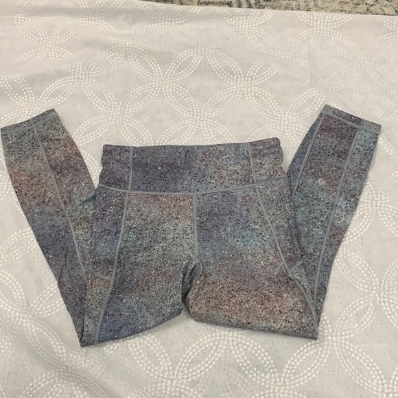 LULULEMON Stone/ Pink Paint Splattered Wunder Under Hi Rise Leggings Size 6 - Picture 2 of 14